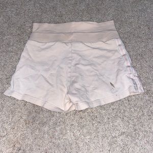 Very cute pink shorts!